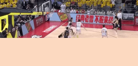 上海大胜山东,CBA首支4强球队产生,张皓嘉绝杀,北京放"虎"归山_广东_广厦_广东